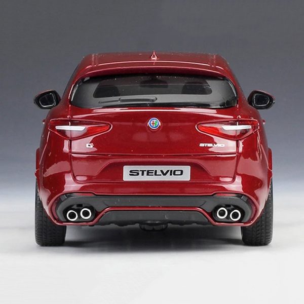 1 24 Alfa Romeo Giulia Diecast Model Cars Pull Back Doors Open Light Sound Toy Gifts For Kids (34)