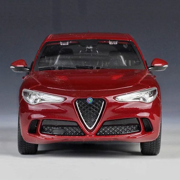 1 24 Alfa Romeo Giulia Diecast Model Cars Pull Back Doors Open Light Sound Toy Gifts For Kids (35)