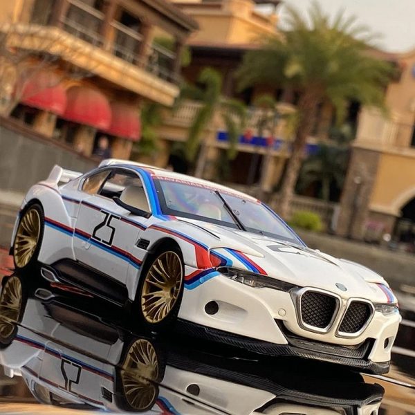 1 24 BMW 3.0 CSL Diecast Model Cars Pull Back Doors Open Light Sound Toy Gifts For Kids (8)