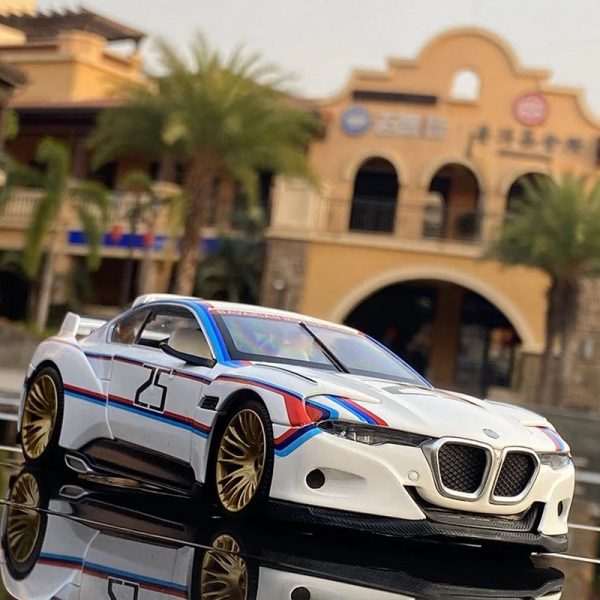 1 24 BMW 3.0 CSL Diecast Model Cars Pull Back Doors Open Light Sound Toy Gifts For Kids (9)
