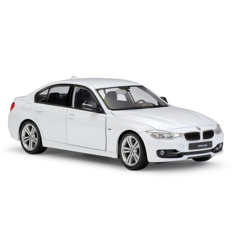 1 24 BMW 335i Diecast Model Cars Pull Back Doors Open Light Sound Toy Gifts For Kids (1)