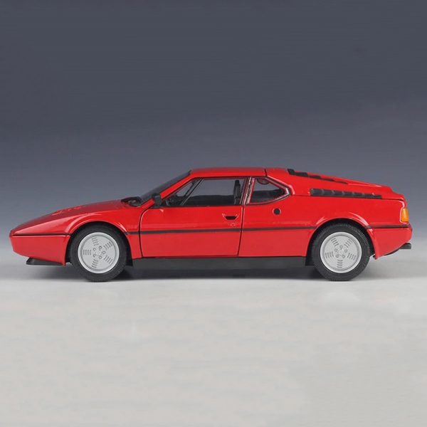 1 24 BMW M1 Diecast Model Cars Pull Back Doors Open Light Sound Toy Gifts For Kids (7)