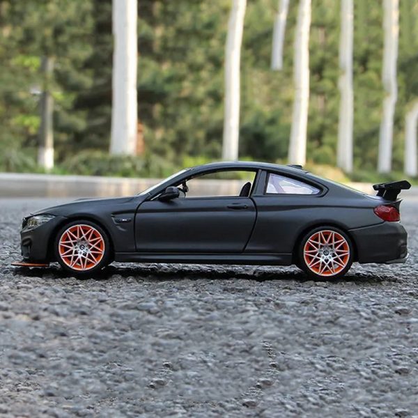 1 24 BMW M4 GTS Diecast Model Cars Pull Back Doors Open Light Sound Toy Gifts For Kids (16)