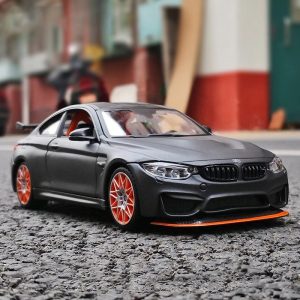 1:24 BMW M4 GTS