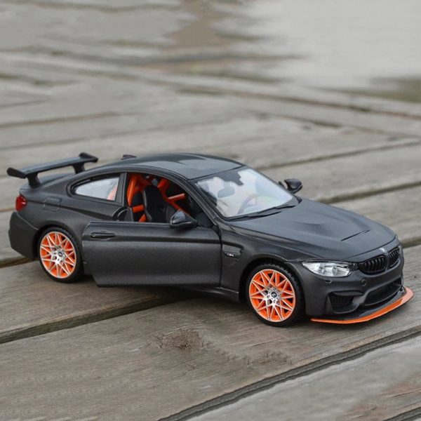 1 24 BMW M4 GTS Diecast Model Cars Pull Back Doors Open Light Sound Toy Gifts For Kids (7)