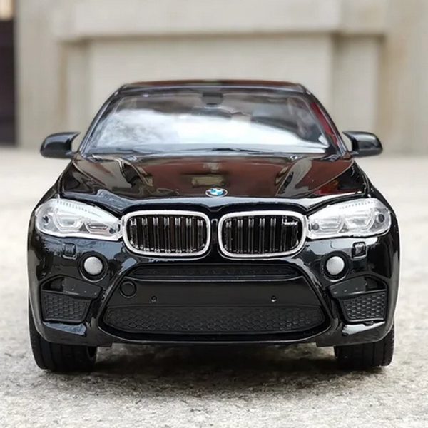 1 24 BMW X6M Diecast Model Cars Pull Back Doors Open Light Sound Toy Gifts For Kids (8)