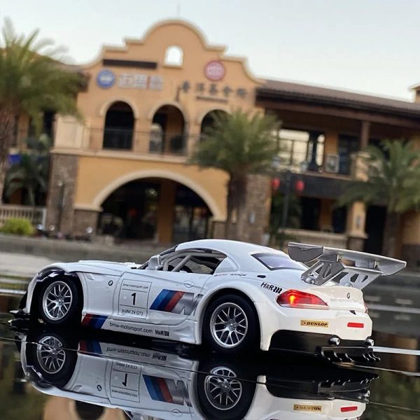 1 24 BMW Z4 Diecast Model Cars Pull Back Doors Open Light Sound Toy Gifts For Kids (10)