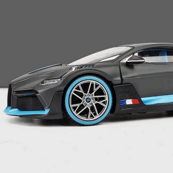 1 24 Bugatti Divo Diecast Model Cars Doors Open Alloy Toy Gifts For Kids (8)