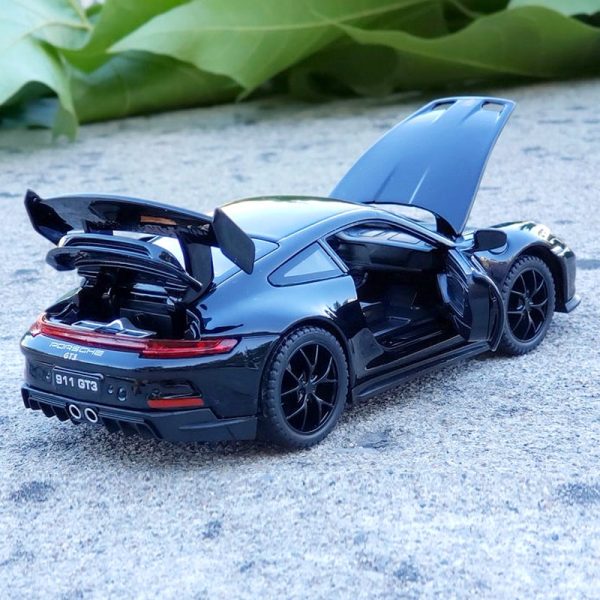 1:32 Porsche 911 GT3 - Image 10