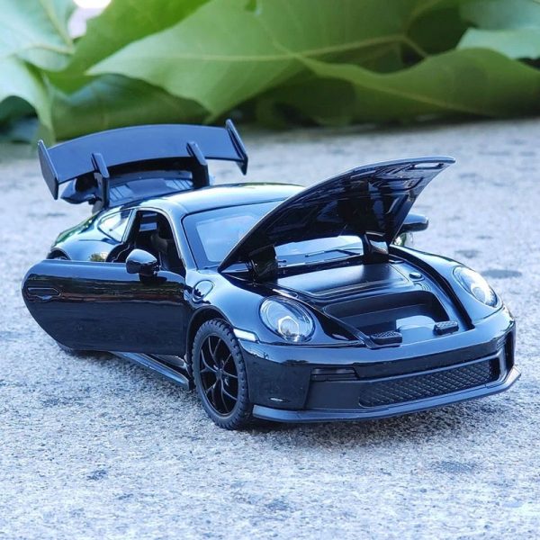 1:32 Porsche 911 GT3 - Image 2
