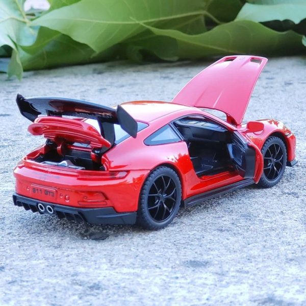 1:32 Porsche 911 GT3 - Image 4