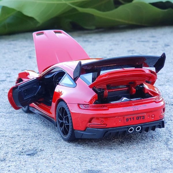 1:32 Porsche 911 GT3 - Image 5
