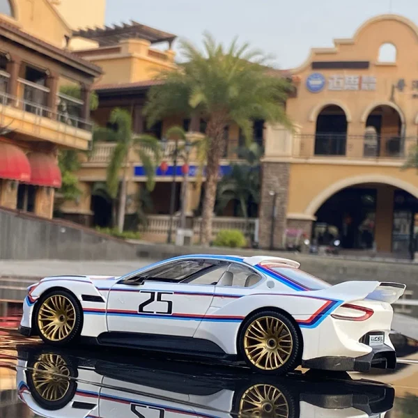 1:24 BMW 3.0 CSL Hommage R BMW M4 M6 Free Wheeling High Light Sport Racing Car Model Toy Diecast Metal Alloy Miniature Replica - Image 4