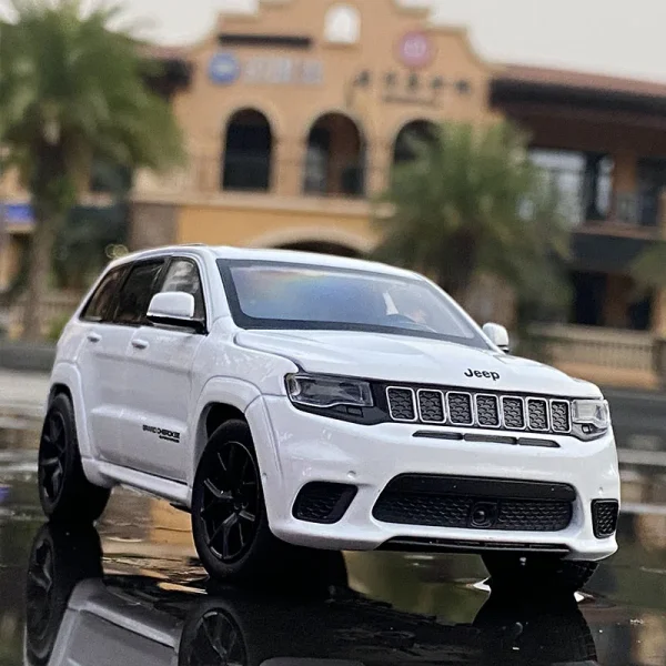 1:32 JEEPS Grand Cherokee SUV Alloy Off-road Car Model Steering Shock Absorber Sound And Light Toy Car Boy Gifts Car Model - Image 2