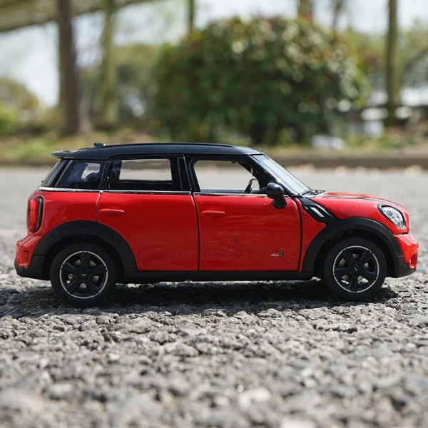 1:24 Toy Car Mini Countryman Diecast Alloy Metal Car Model for MINI Coopers Model Car Toy Vehicles Miniature Scale - Image 3