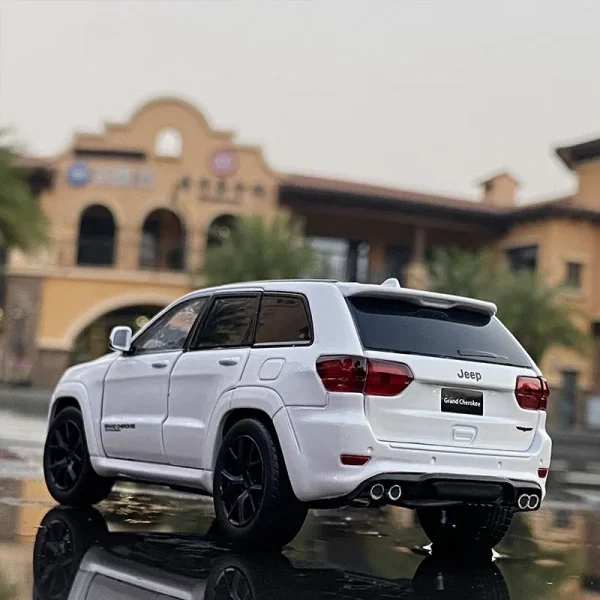 1:32 JEEPS Grand Cherokee SUV Alloy Off-road Car Model Steering Shock Absorber Sound And Light Toy Car Boy Gifts Car Model - Image 4