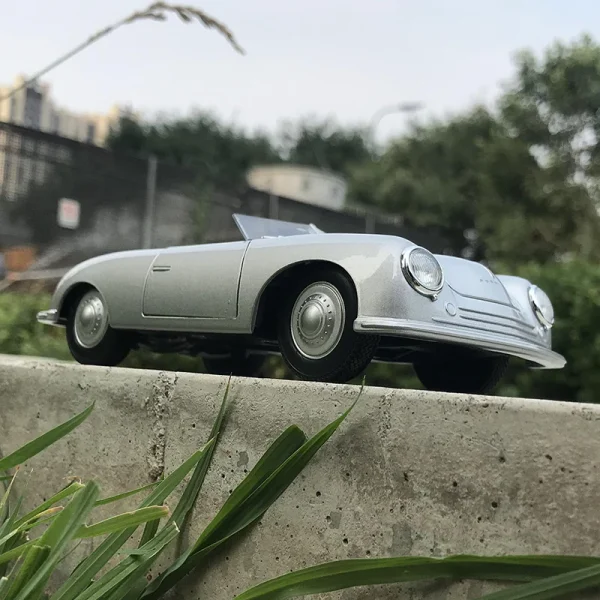 WELLY 1:24 Porsche 356 No.1 Roadster Alloy Car Diecasts & Toy Vehicles Car Model Miniature Scale Model Car Toy For Children - Image 4