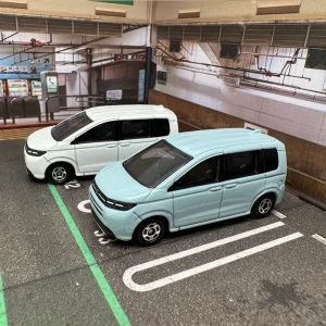 TOMY HONDA FREED MPV 44# Alloy Car Diecasts & Toy Vehicles Car Model Miniature Scale Model Car For Children
