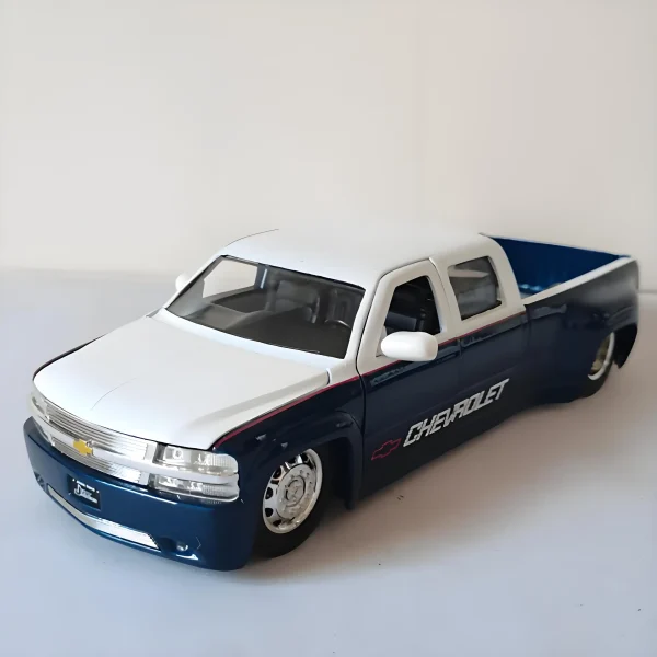JADA 1:24 Silverado Dually 1999 Alloy Car Diecasts & Toy Vehicles Car Model Miniature Scale Model Car For Children