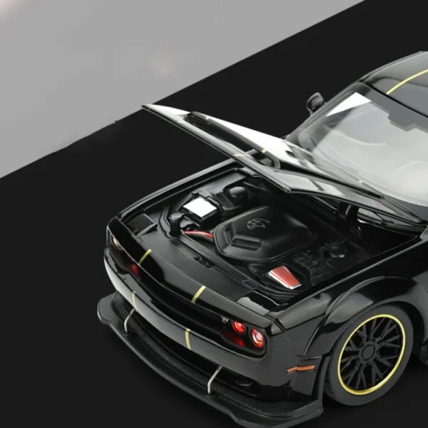 New 1:32 Challenger SRT Hellcat 2024 Alloy Car Model Sound and Light Pull Back Children's Toy Collectibles Birthday gift - Image 5