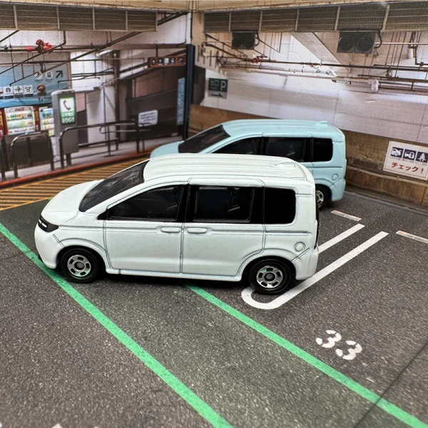 TOMY HONDA FREED MPV 44# Alloy Car Diecasts & Toy Vehicles Car Model Miniature Scale Model Car For Children - Image 8