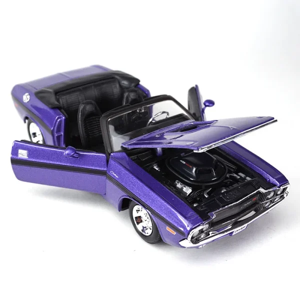 Maisto 1/24 Dodge Challenger R/T Convertible Alloy Car Diecasts & Toy Vehicles Car Model Miniature Scale Model Car For Children - Image 3