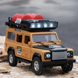 1:32 Land Rover Defender 110 CAMEL TROPHY Alloy Car Model Sound and Light Pull Back Children’s Toy Collectibles Birthday gift