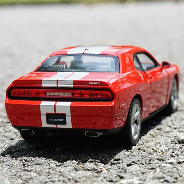 WELLY 1:24 Dodge Challenger SRT 2012 Alloy Car Diecasts & Toy Vehicles Car Model Miniature Scale Model Car Toy For Children - Image 5