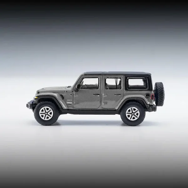 1:64 Wrangler Sahara 2019 SUV Alloy Car Diecasts & Toy Vehicles Car Model Miniature Scale Model Car For Children - Image 3