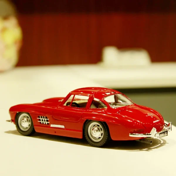 1:24 Mercedes-Benz 300SL 1954 Alloy Car Diecasts & Toy Vehicles Car Model Miniature Scale Model Car Toy For Children - Image 4