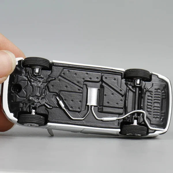 1:64 Sienna MPV Alloy Car Diecasts & Toy Vehicles Car Model Miniature Scale Model Car For Children - Image 4