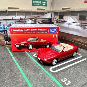 Takara Tomy MAZDA MX5 EUNOS ROADSTER Alloy Car Diecasts & Toy Vehicles Car Model Miniature Scale Model Car For Children