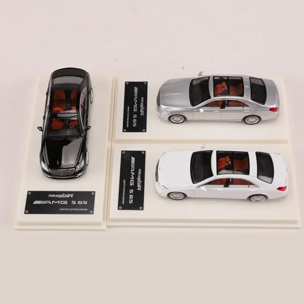 Fine Works 1:64 S65 W222 Alloy Car Diecasts & Toy Vehicles Car Model Miniature Scale Model Car For Children - Image 3