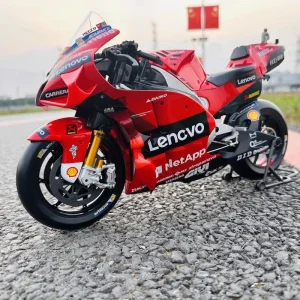 Maisto 1/6 Ducati Desmosedici GP #63 Motorcycle Model Toy Vehicle Collection Autobike Shork-Absorber Off Road Autocycle Toy Car