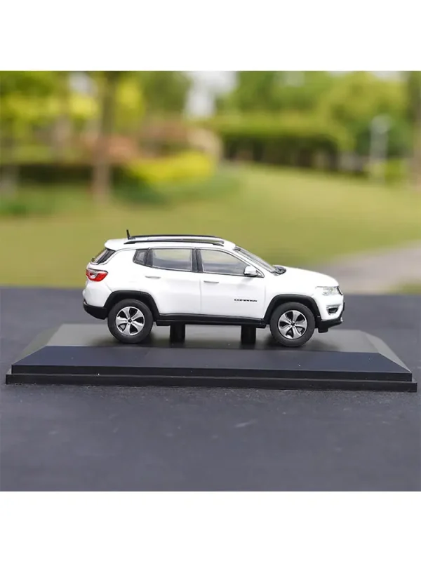 New 1:43 Compass SUV Alloy Car Diecasts & Toy Vehicles Car Model Miniature Scale Model Car Toys For Children - Image 5
