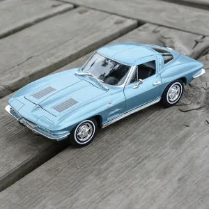 WELLY 1:24 Chevrolet Corvette 1963 Alloy Car Diecasts & Toy Vehicles Car Model Miniature Scale Model Car Toys For Children