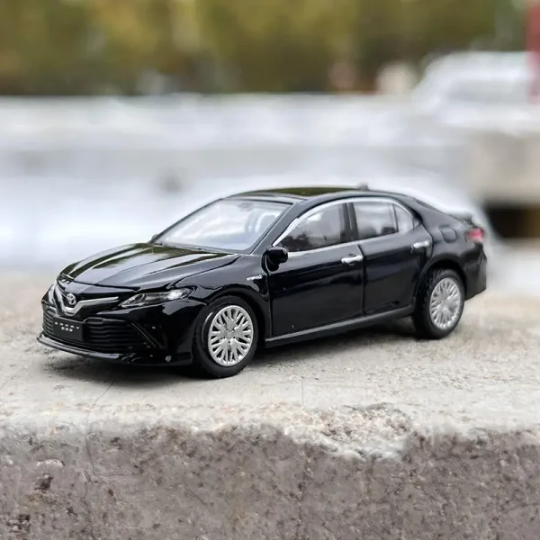 1:64 Camry Alloy Car Diecasts & Toy Vehicles Car Model Miniature Scale Model Car Toys For Children - Image 3