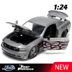 JADA 1:24 Ford Mustang GT 2010 Alloy Car Diecasts & Toy Vehicles Car Model Miniature Scale Model Car For Children