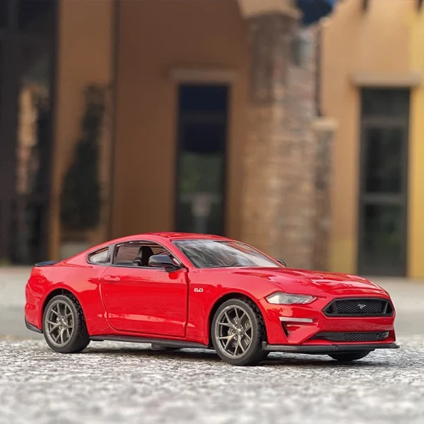 1:34 Ford Mustang GT 2018 Muscle Car Alloy Car Die Cast Toy Car Model Sound and Light Children's Toy Collectibles Birthday gift - Image 4