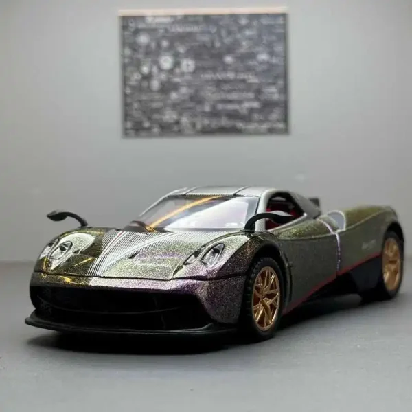 1:32 Pagani Huayra BC Supercar Alloy Muscle Car Model Sound and Light Pull Back Children's Toy Collectibles Birthday gift - Image 3
