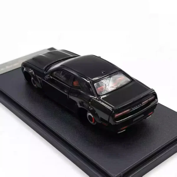 Fine Works 1:64 Challenger SRT Hellcat Alloy Car Diecasts & Toy Vehicles Car Model Miniature Scale Model Car For Children - Image 3