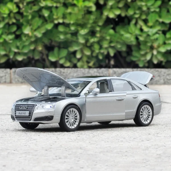 1:32 AUDI A8 Luxury Car Alloy Car Model Diecasts Toy Vehicles Toy Cars Sound and light Kid Toys For Children Gifts Boy Toy - Image 3