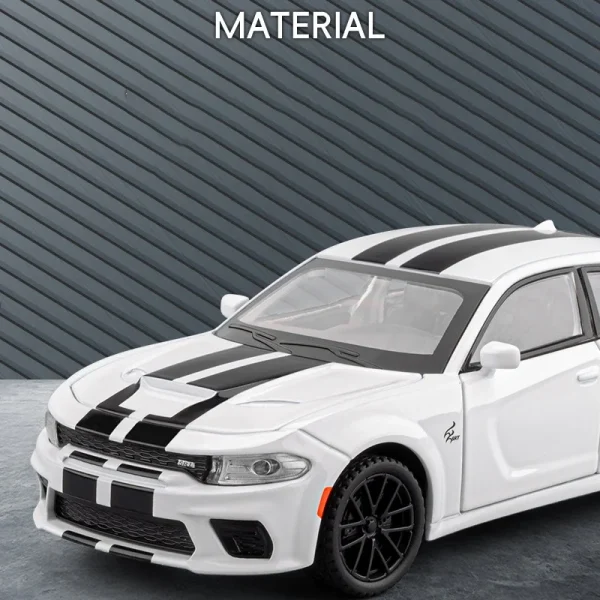 1:32 Dodge Charger SRT Hellcat Alloy Muscle Car Model Sound and Light Pull Back Children's Toy Collectibles Birthday Gift - Image 2