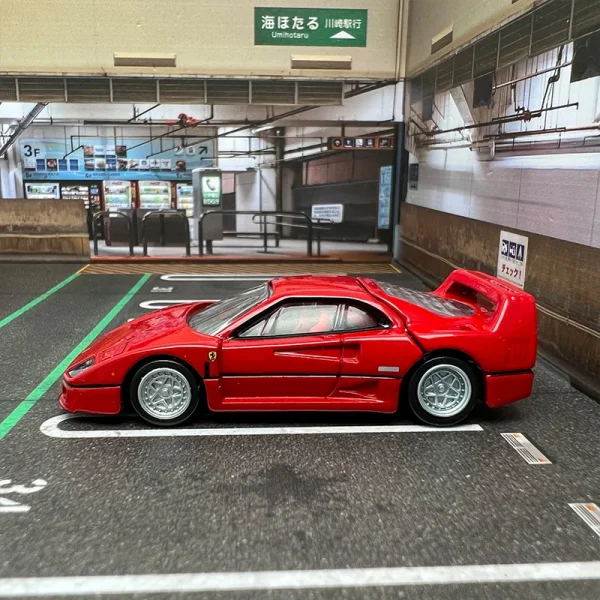 TOMY Ferrari F40 Supercar Alloy Car Diecasts & Toy Vehicles Car Model Miniature Scale Model Car For Children - Image 5
