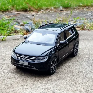 1:32 Tiguan SUV Alloy Cast Toy Car Model Sound and Light Children’s Toy Collectibles Birthday gift