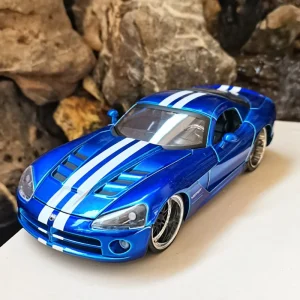 JADA 1:24 VIPER STR10 2008 Alloy Car Diecasts & Toy Vehicles Car Model Miniature Scale Model Car For Children
