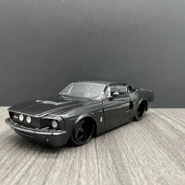 1:24 Ford Mustang Shelby GT500KR Toy Alloy Car Diecasts & Toy Vehicles Car Model Collection Model Car Toys For Children Gift - Image 3