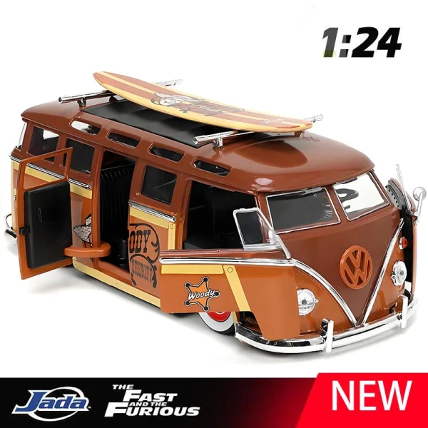 JADA 1:24 BUS T1 Alloy Car Diecasts & Toy Vehicles Car Model Miniature Scale Model Car For Children