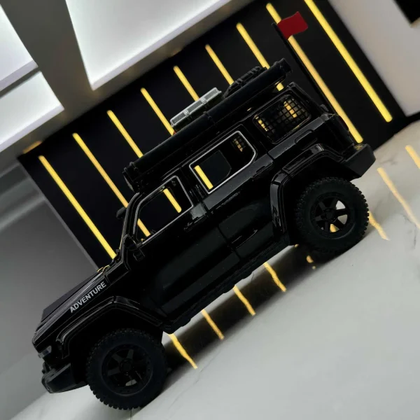 1:24 Tank 300 2024 Off-Road Vehicle Alloy Car Model Sound and Light Pull Back Children's Toy Collectibles Birthday gift - Image 3