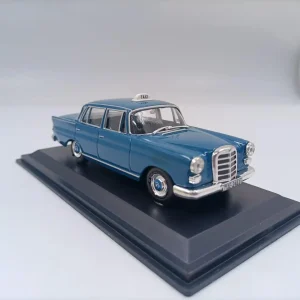1:43 Benzs 200D Athens 1965 Alloy Car Diecasts & Toy Vehicles Car Model Miniature Scale Model Car For Children